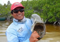 Fly fishing Casa Blanca