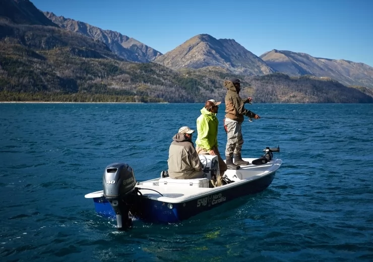 Fly fishing in Villegas River at the bottom of Cholila